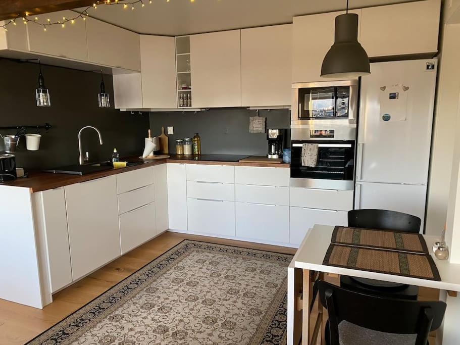 Cosy Flat Near Cable Car And The Arctic Cathedral Apartamento Tromsø Exterior foto